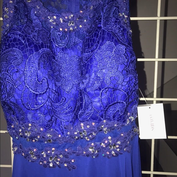 David’s Bridal Royal Formal Dress - Picture 2 of 4